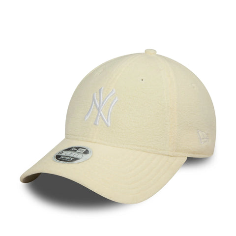 New Era Women's NY Yankees Cosy Beige Hat