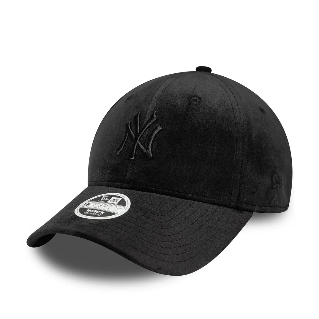 New Era Cappellino in velluto liscio da donna NY Yankees nero