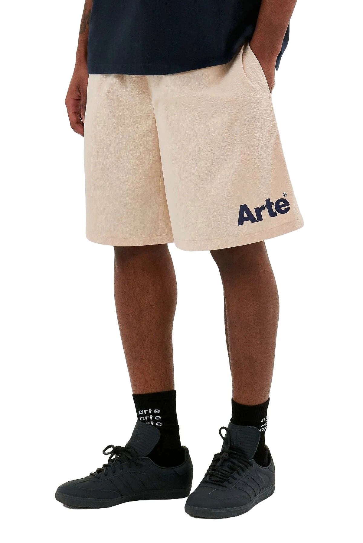 Arte Antwerp Samuel Logo men's shorts in cream