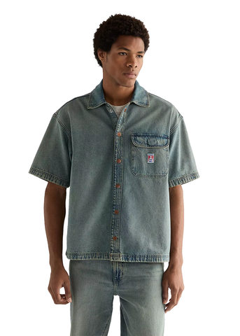 Wrangler Toughlite Relaxed Herren Jeanshemd Kurzarm