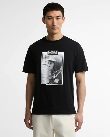Barbour International T-Shirt da uomo Ramshaw con stampa Steve McQueen nera