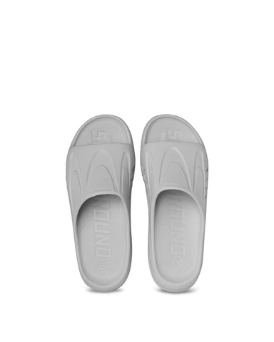 Sprayground Ciabatte in gomma unisex Shark Slide bianca
