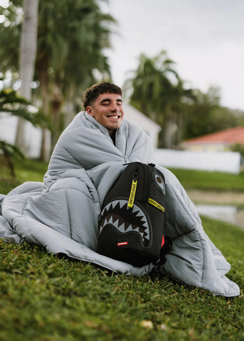 Sprayground Zaino Unisex Sharks Central Yellow Tape