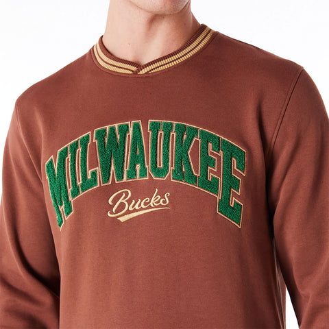 New Era Milwaukee Bucks brown men's crewneck sweatshirt