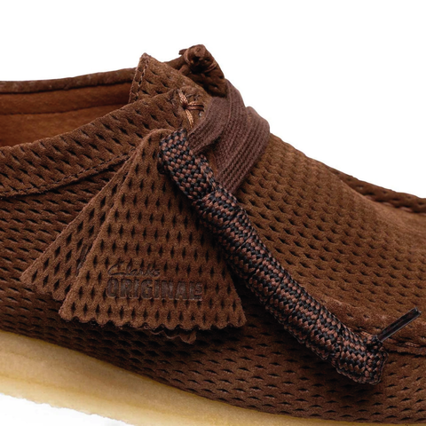 Clarks Scarpa da uomo in pelle scamosciata Wallabee Perforated marrone